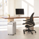 Skartovač Fellowes LX 221 bílý